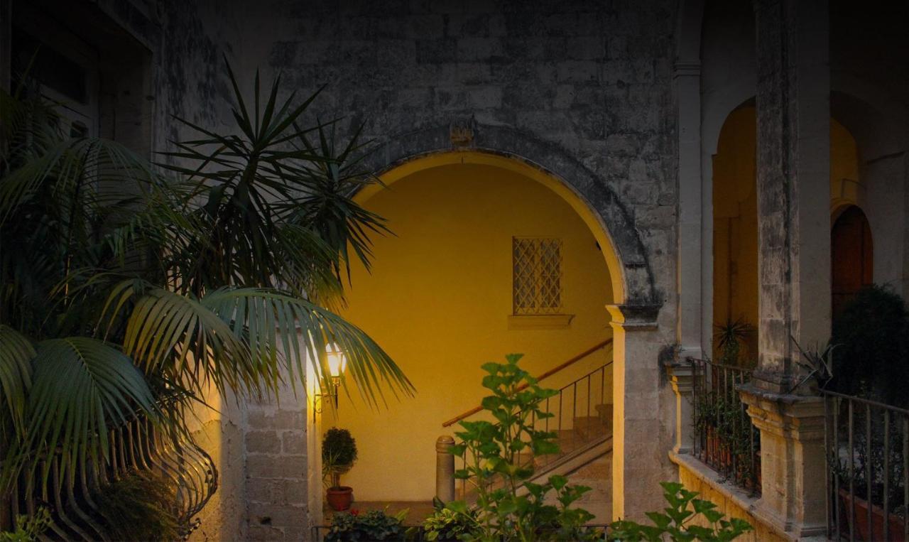 ليتشي B&B Palazzo Sambiasi المظهر الخارجي الصورة
