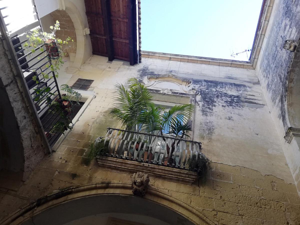 ليتشي B&B Palazzo Sambiasi المظهر الخارجي الصورة