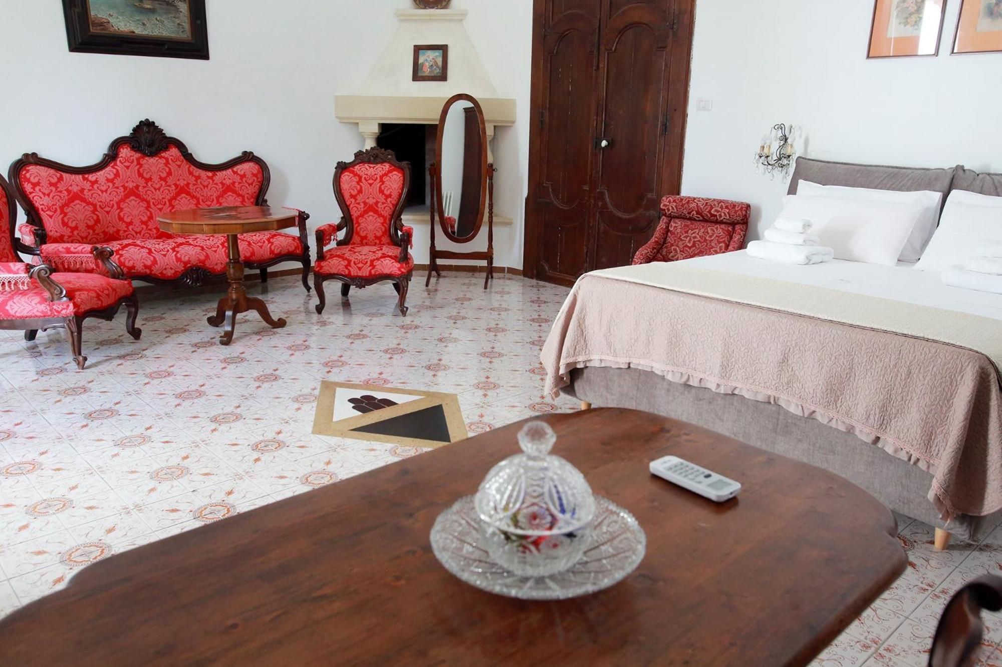 ليتشي B&B Palazzo Sambiasi الغرفة الصورة