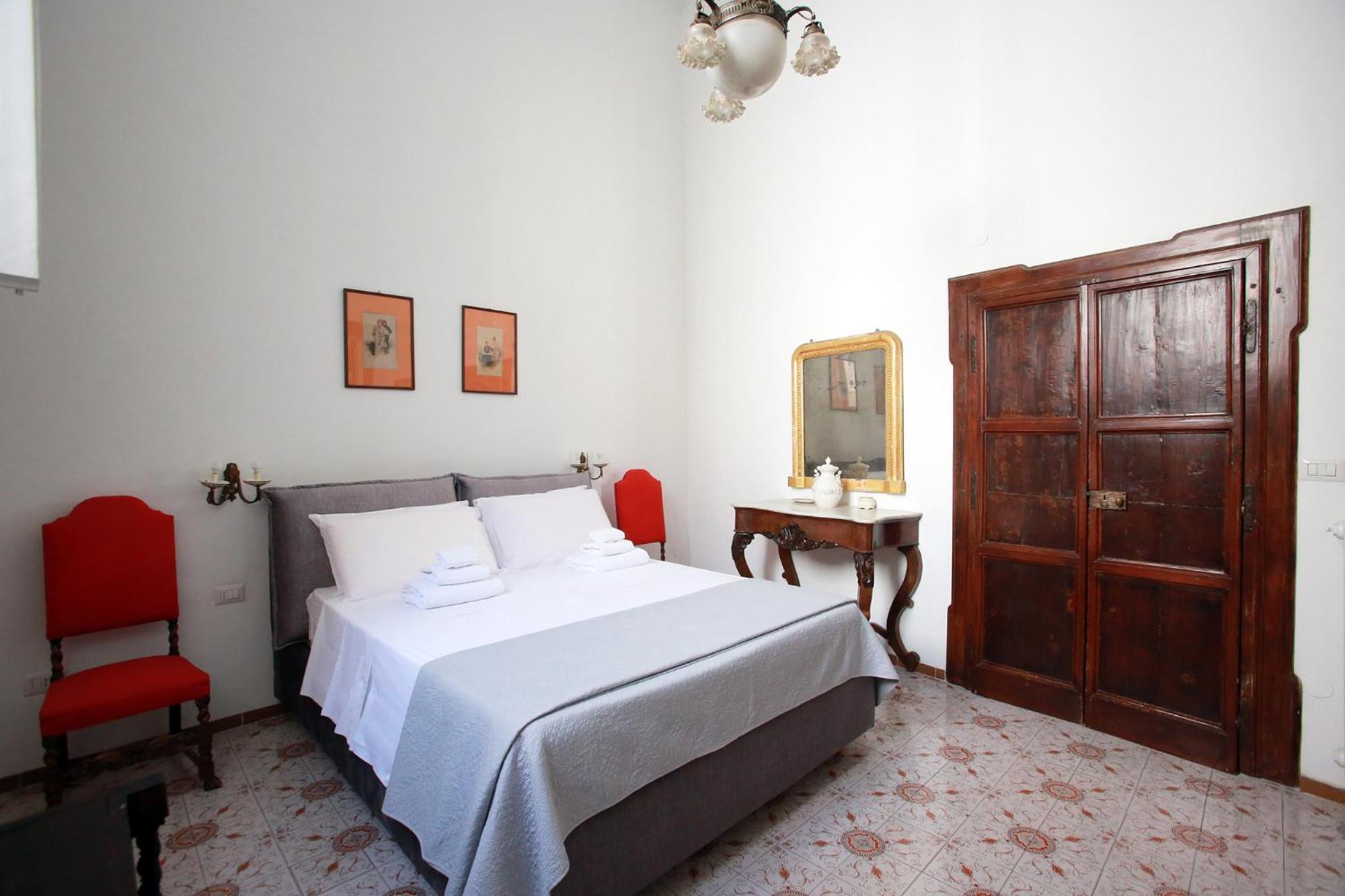 ليتشي B&B Palazzo Sambiasi الغرفة الصورة